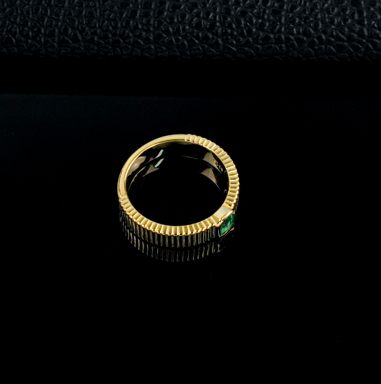 S925 Sterling Silver Lab Grown Emerald Fluted Band Ring