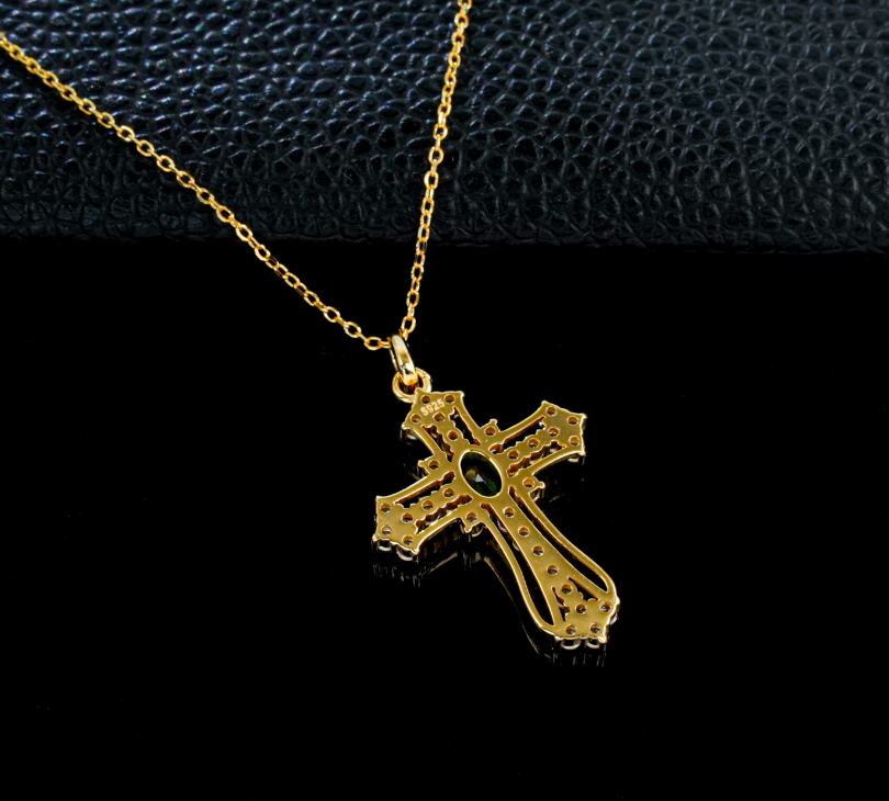 S925 Sterling Silver Lab Grown Emerald Vintage Cross Pendant Necklace