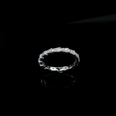 925 Sterling Silver 0.53ct Lab Grown Diamond Eternity Band - Geometric Serpent Stackable Ring