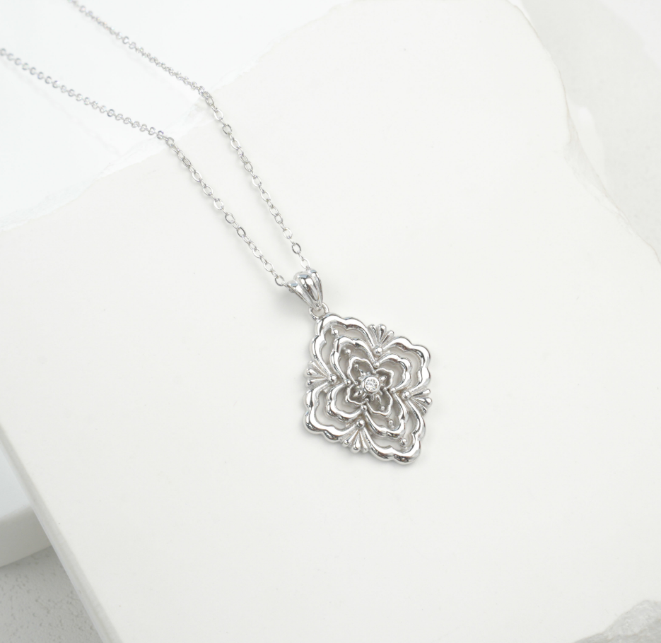 S925 Sterling Silver White Gold Plated Vintage Filigree Floral Openwork Pendant Necklace